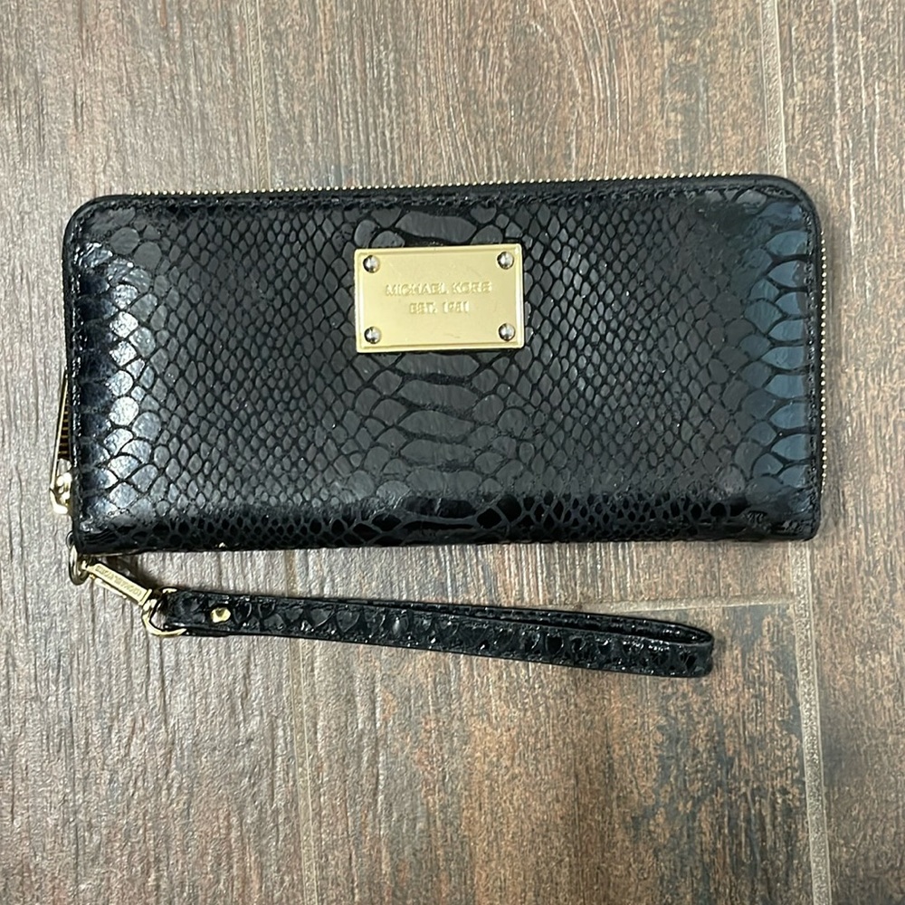Michael Kors Continental Large Wallet